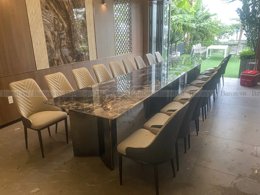 Bàn ăn mặt đá tự nhiên 20 người