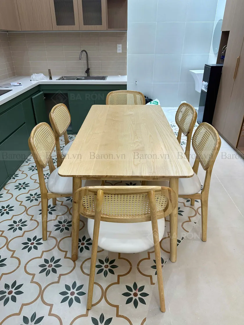 Bộ bàn ăn gỗ 6 ghế secco